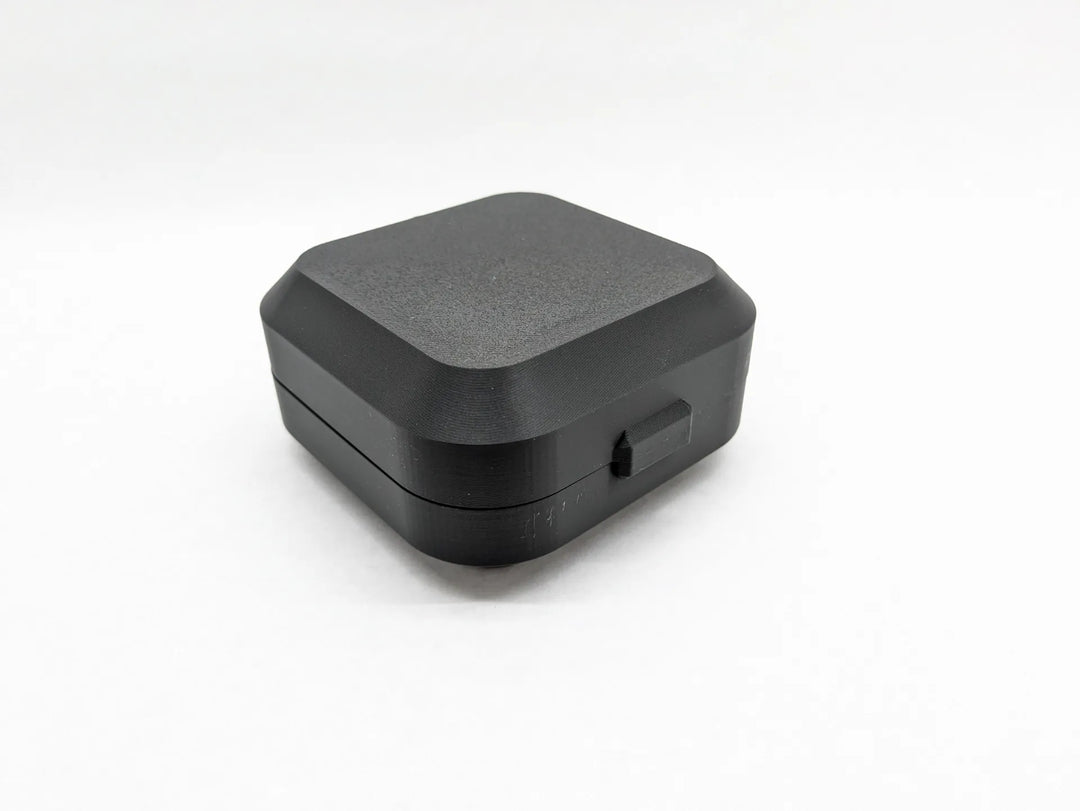 3D printed hinged drone case for BetaFPV Meteor75 and Air75 - closed